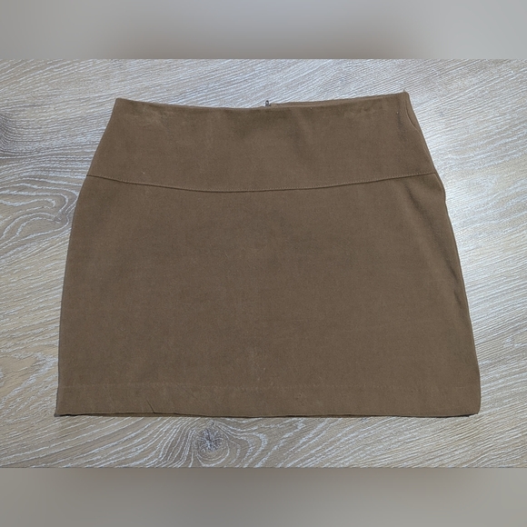 M Collection Dresses & Skirts - Vintage M Collection Women's Suede Mini Skirt Y2K Taupe Dark Academia